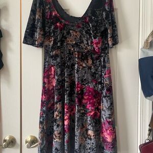 Kimchi Blue Velvet Floral Midi Dress - Black and Pink